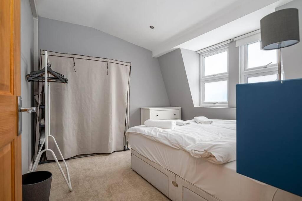 Luxury Apartment Located Near Marble Arch & Baker Street London Exteriör bild