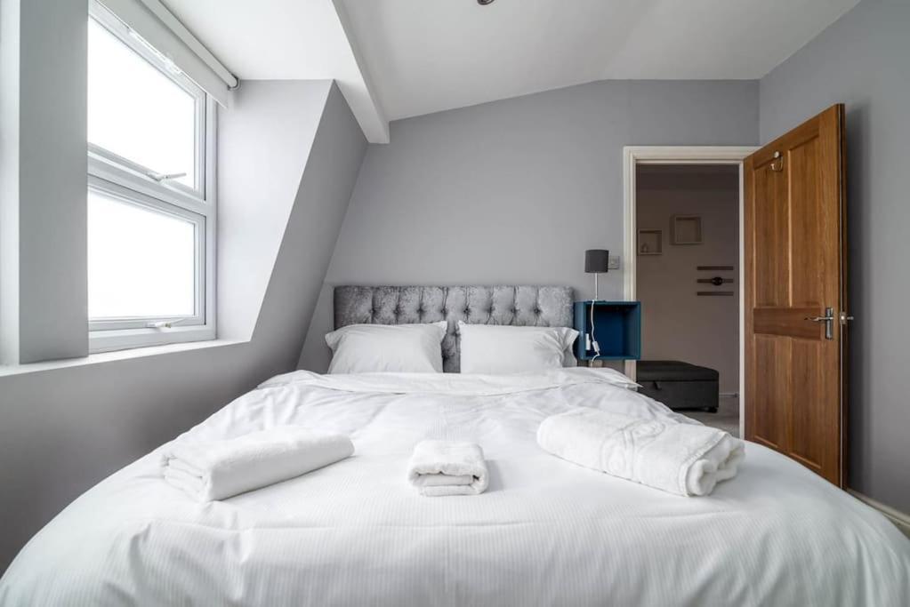Luxury Apartment Located Near Marble Arch & Baker Street London Exteriör bild